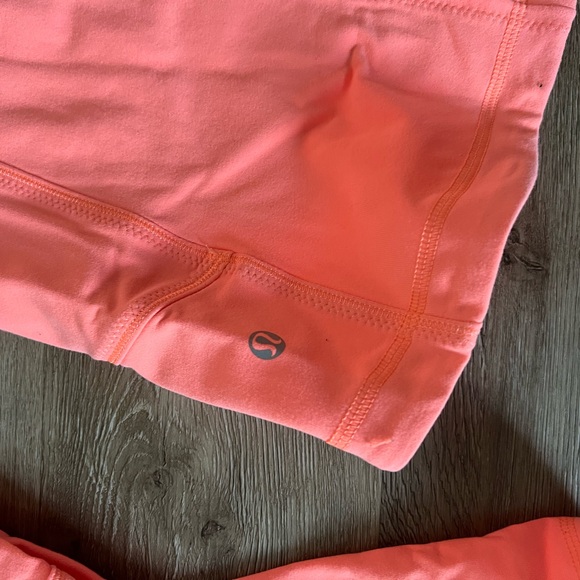 Lululemon Women's Forme Jacket in hot Orange/Pink Size 6 - Picture 9 of 9